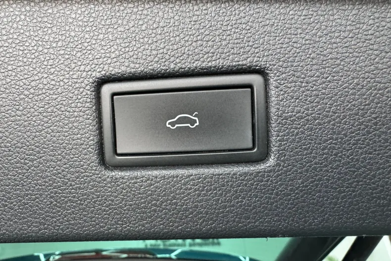 Volkswagen Tiguan din 2022 cu 133.870 km - oferta VOL135914 - foto 7