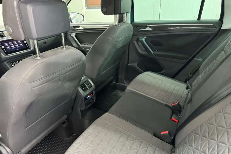 Volkswagen Tiguan din 2022 cu 133.870 km - oferta VOL135914 - foto 10