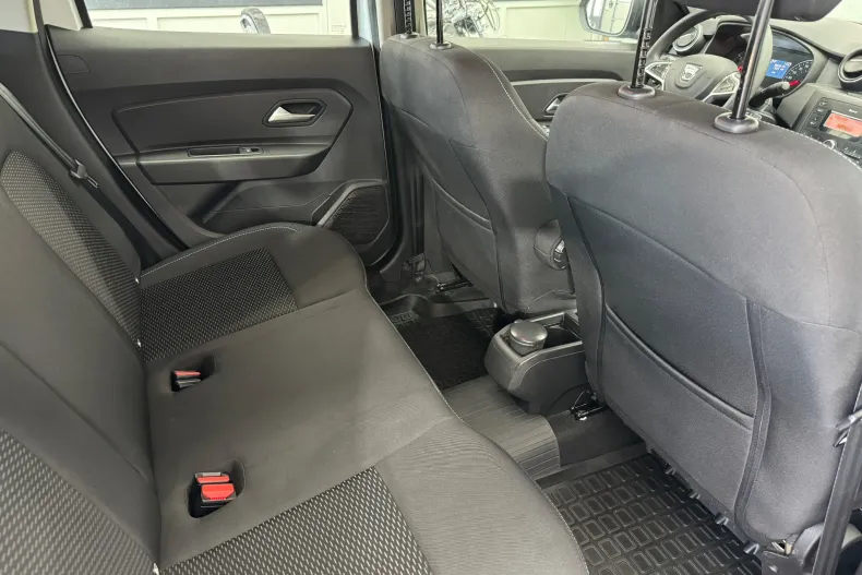 Dacia Duster din 2020 cu 85.938 km - oferta DAC135920 - foto 19