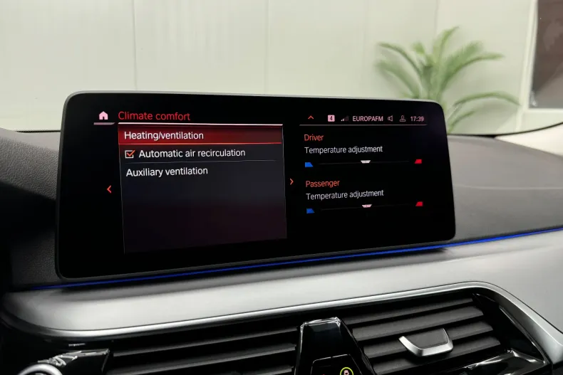 BMW Seria 5 din 2021 cu 90.950 km - oferta BMW135927 - foto 32