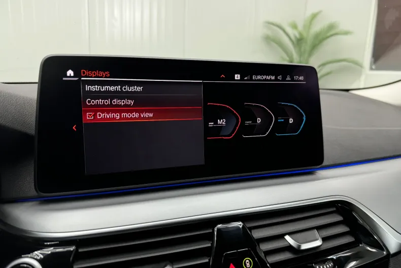 BMW Seria 5 din 2021 cu 90.950 km - oferta BMW135927 - foto 33