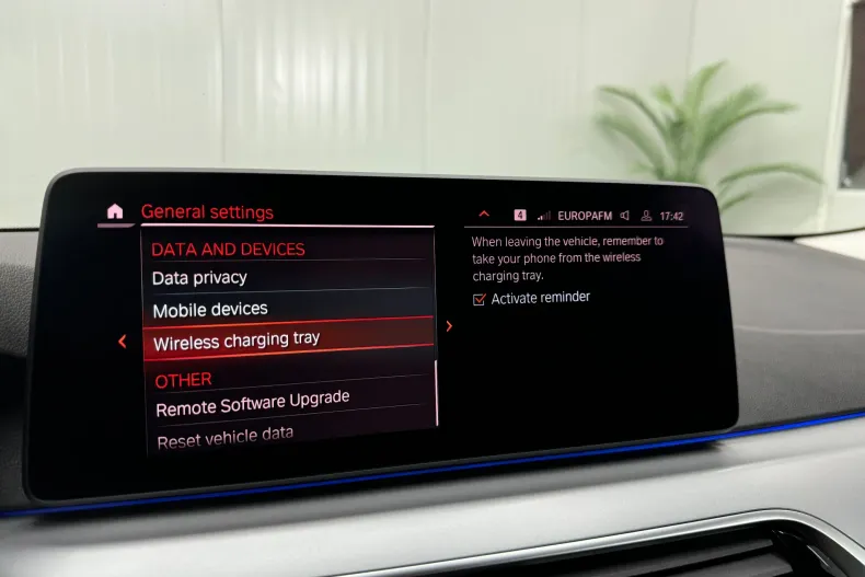 BMW Seria 5 din 2021 cu 90.950 km - oferta BMW135927 - foto 39