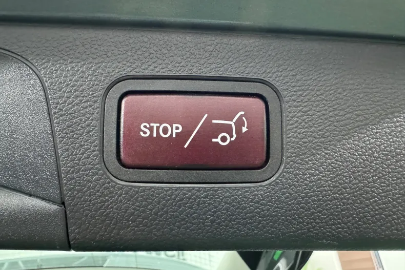 Mercedes-Benz GLC din 2019 cu 125.712 km - oferta MER135932 - foto 12