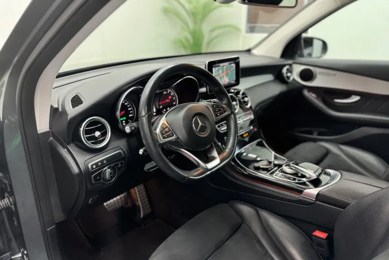 Mercedes-Benz GLC din 2019 cu 125.712 km - oferta MER135932 - foto 13