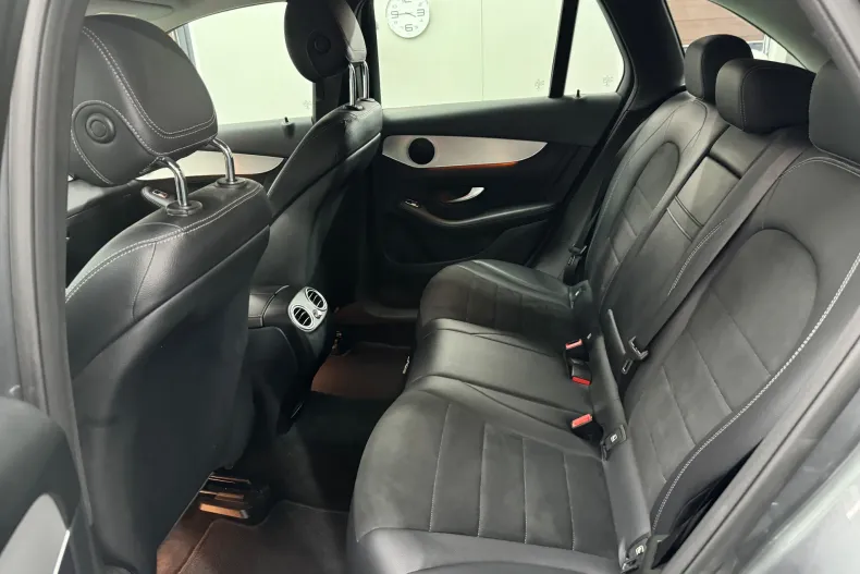 Mercedes-Benz GLC din 2019 cu 125.712 km - oferta MER135932 - foto 20