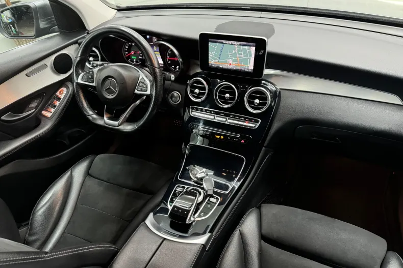 Mercedes-Benz GLC din 2019 cu 125.712 km - oferta MER135932 - foto 22