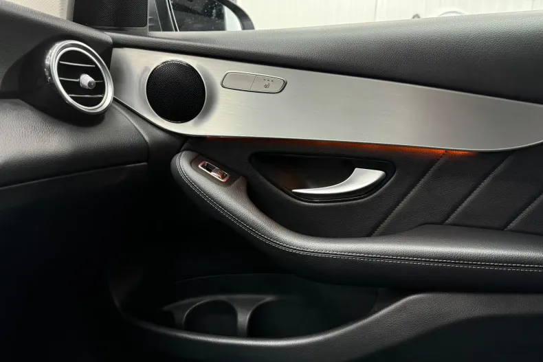 Mercedes-Benz GLC din 2019 cu 125.712 km - oferta MER135932 - foto 36