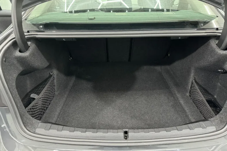 BMW Seria 3 din 2020 cu 84.997 km - oferta BMW135933 - foto 9