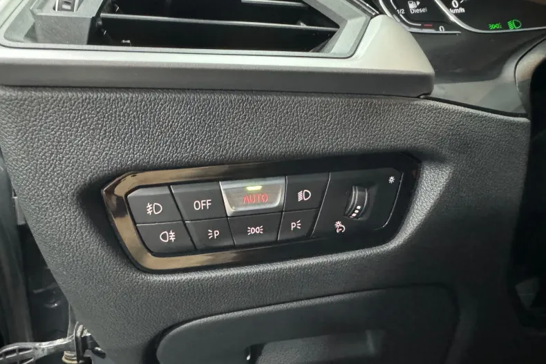 BMW Seria 3 din 2020 cu 84.997 km - oferta BMW135933 - foto 22