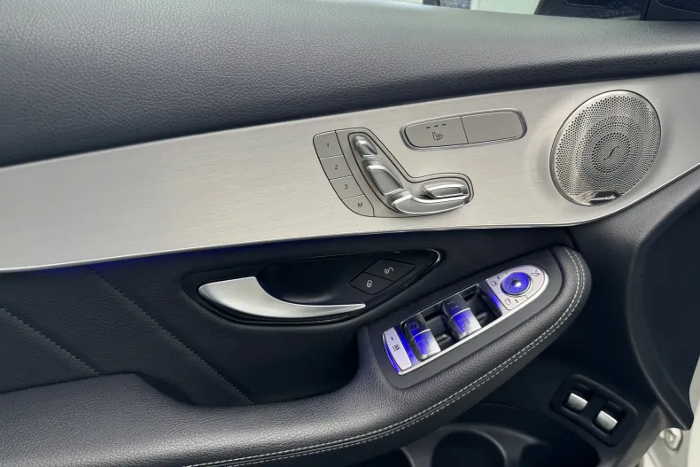 Mercedes-Benz GLC din 2021 cu 26.611 km - oferta MER135937 - foto 10