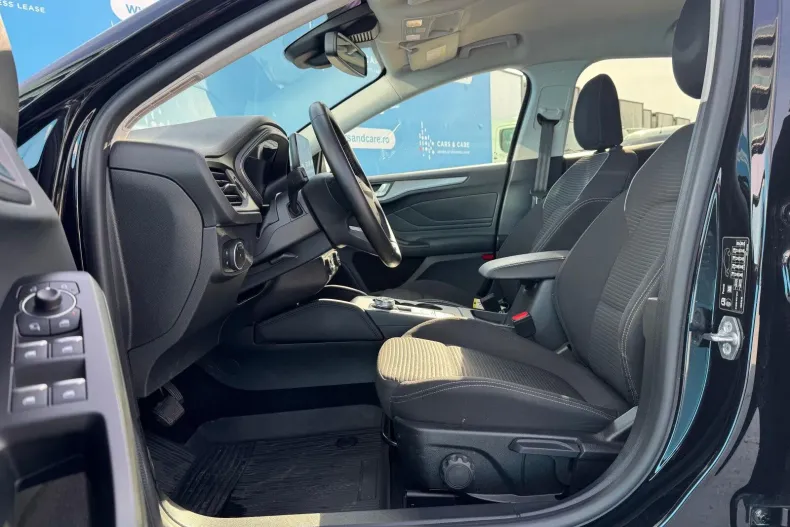 Ford Focus din 2021 cu 66.800 km - oferta FOR135943 - foto 9