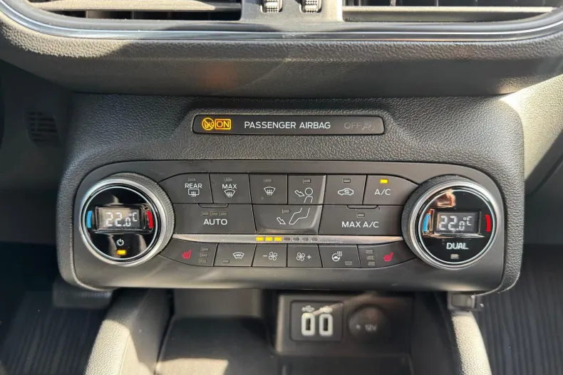 Ford Focus din 2021 cu 66.800 km - oferta FOR135943 - foto 13