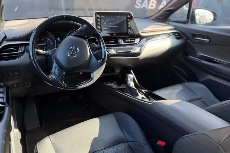 Toyota C-HR din 2020 cu 153.407 km - oferta TOY135944 - foto 4