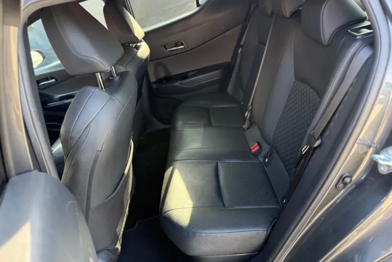 Toyota C-HR din 2020 cu 153.407 km - oferta TOY135944 - foto 6