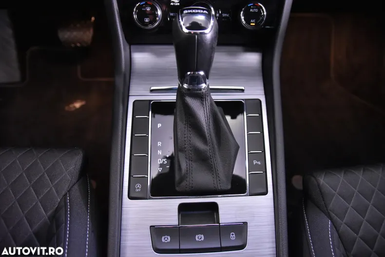 Skoda Superb din 2022 cu 126.686 km - oferta SKO135952 - foto 17