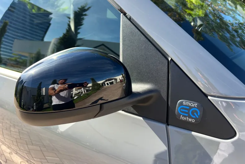 Smart ForTwo din 2021 cu 9.900 km - oferta SMA135956 - foto 40