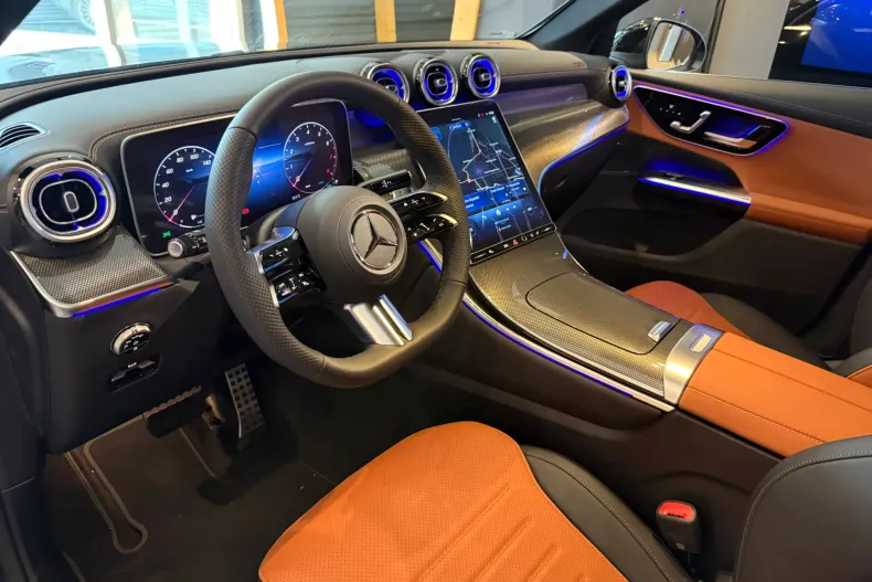 Mercedes-Benz GLC din 2025 cu 1 km - oferta MER135959 - foto 2