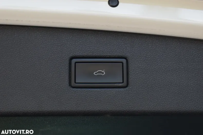 Volkswagen Tiguan din 2021 cu 166.202 km - oferta VOL135960 - foto 37