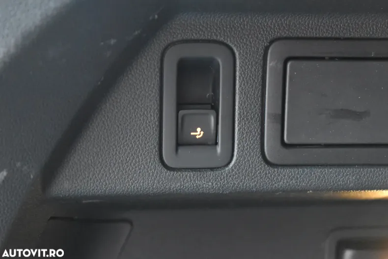 Volkswagen Tiguan din 2021 cu 166.202 km - oferta VOL135960 - foto 38