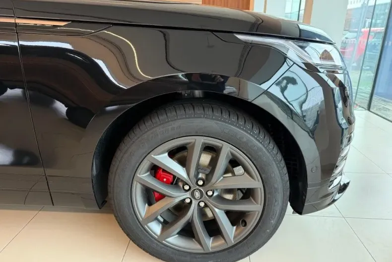 Land Rover Range Rover Velar din 2025 cu 1 km - oferta LAN135988 - foto 5