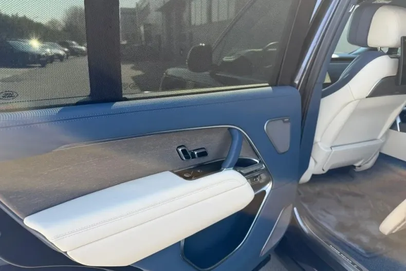 Land Rover Range Rover din 2025 cu 300 km - oferta LAN135990 - foto 11