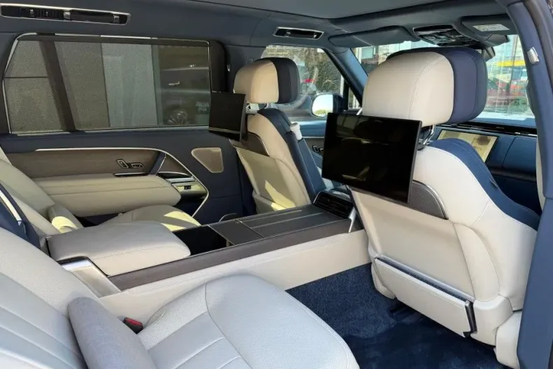 Land Rover Range Rover din 2025 cu 300 km - oferta LAN135990 - foto 13