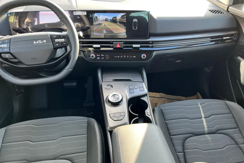 Kia Sportage din 2025 cu 7 km - oferta KIA135995 - foto 6