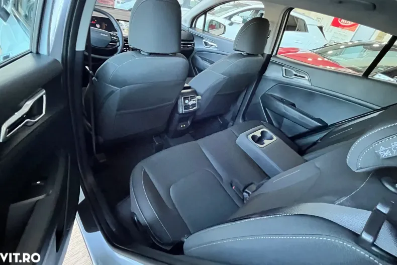 Kia Sportage din 2025 cu 5 km - oferta KIA135998 - foto 5