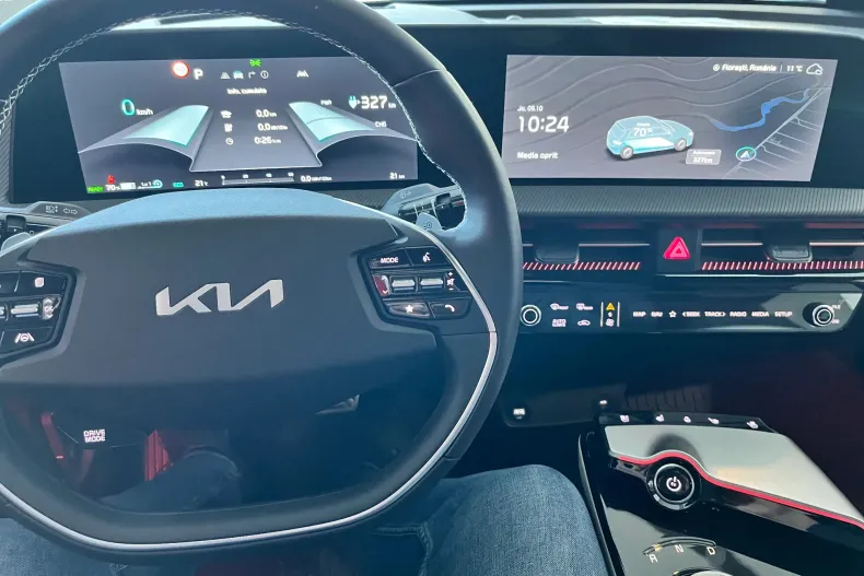 Kia EV6 din 2023 cu 21 km - oferta KIA136000 - foto 13