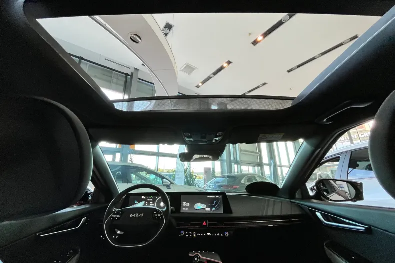 Kia EV6 din 2023 cu 21 km - oferta KIA136000 - foto 15