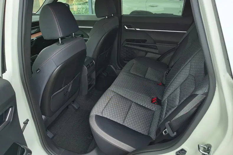 Ssangyong Torres din 2025 cu 10 km - oferta SSA136004 - foto 7