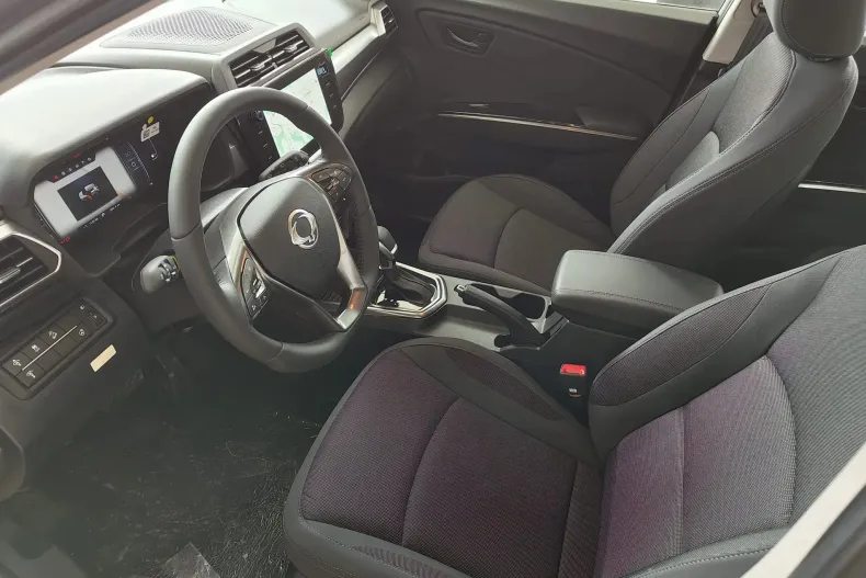 Ssangyong Tivoli din 2024 cu 10 km - oferta SSA136008 - foto 8