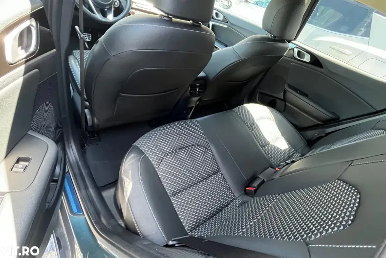 Kia XCeed din 2023 cu 9.000 km - oferta KIA136010 - foto 9