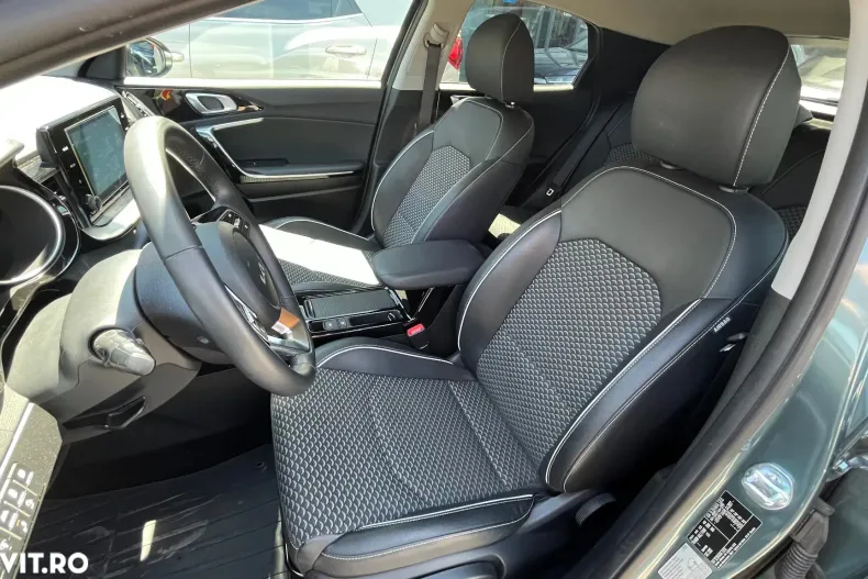 Kia XCeed din 2023 cu 9.000 km - oferta KIA136010 - foto 10