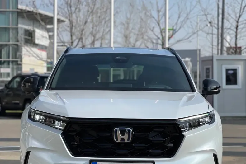 Honda CR-V din 2023 cu 10.500 km - oferta HON136016 - foto 1