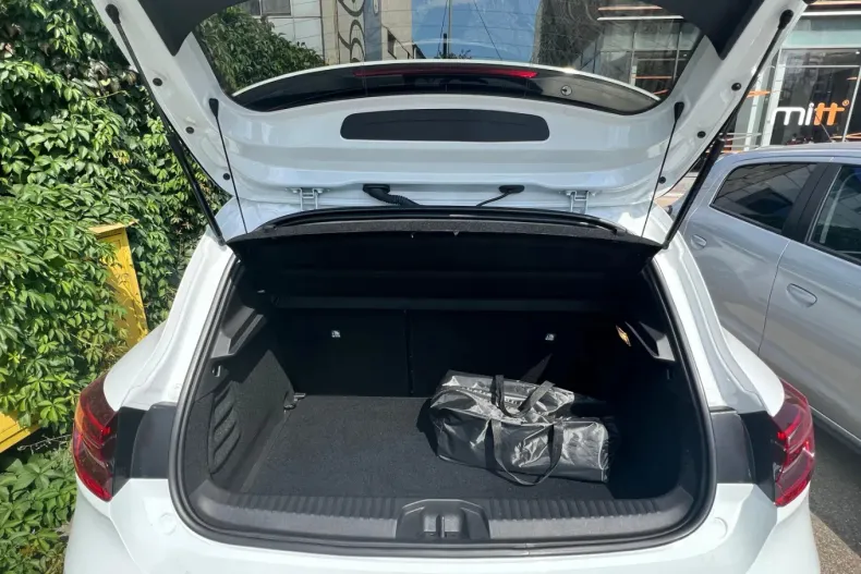 Mitsubishi Colt din 2023 cu 737 km - oferta MIT136018 - foto 4