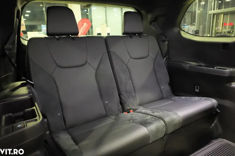 Lexus TX500 H din 2024 cu 17.900 km - oferta LEX136048 - foto 34
