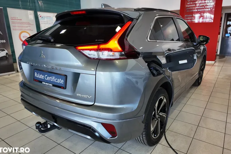 Mitsubishi Eclipse Cross din 2023 cu 33.100 km - oferta MIT136053 - foto 3