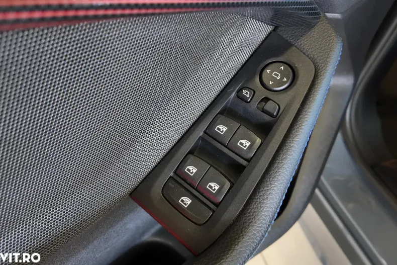 BMW Seria 1 din 2023 cu 60.300 km - oferta BMW136055 - foto 16