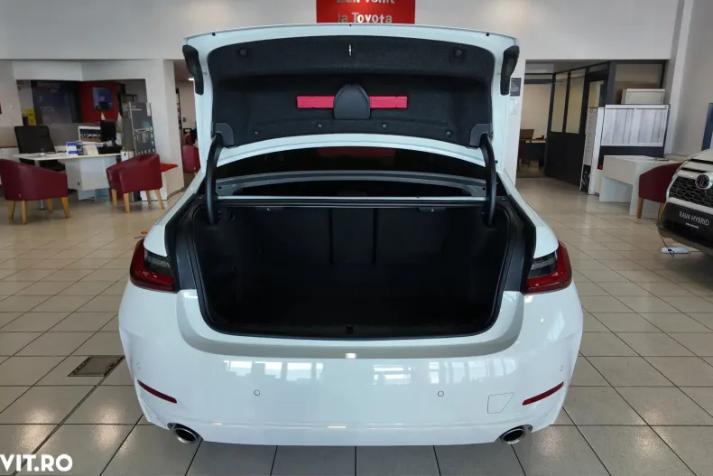 BMW Seria 3 din 2024 cu 12.300 km - oferta BMW136057 - foto 36