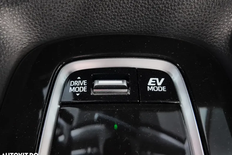 Toyota Corolla din 2024 cu 5 km - oferta TOY136063 - foto 17