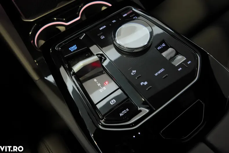 BMW i5 din 2024 cu 25.500 km - oferta BMW136069 - foto 21