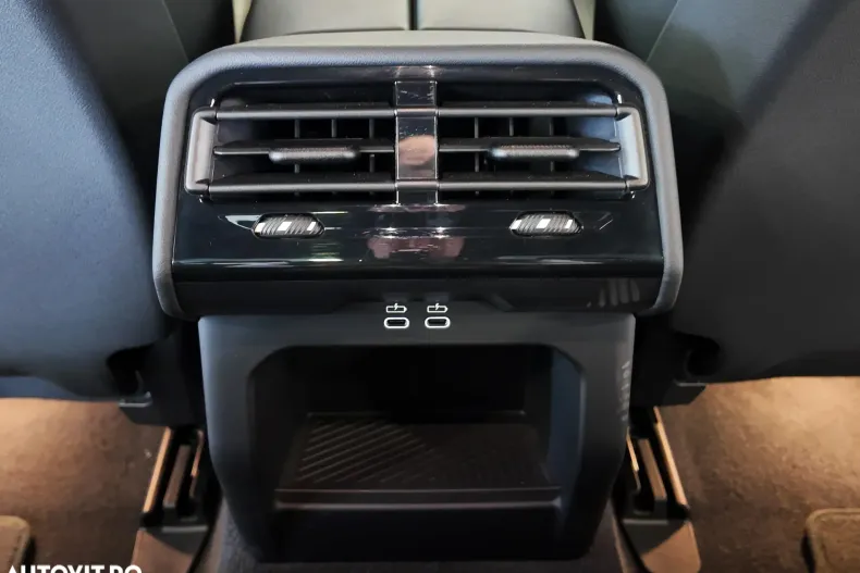 BMW i5 din 2024 cu 25.500 km - oferta BMW136069 - foto 36