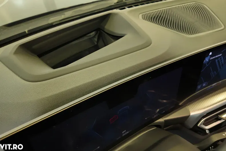 BMW Seria 3 din 2023 cu 25.400 km - oferta BMW136072 - foto 15