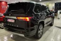 Toyota Sequoia din 2024 cu 2.700 km - oferta TOY136073 - foto 6