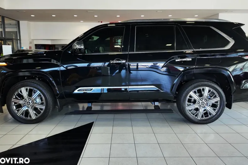 Toyota Sequoia din 2024 cu 2.700 km - oferta TOY136073 - foto 7
