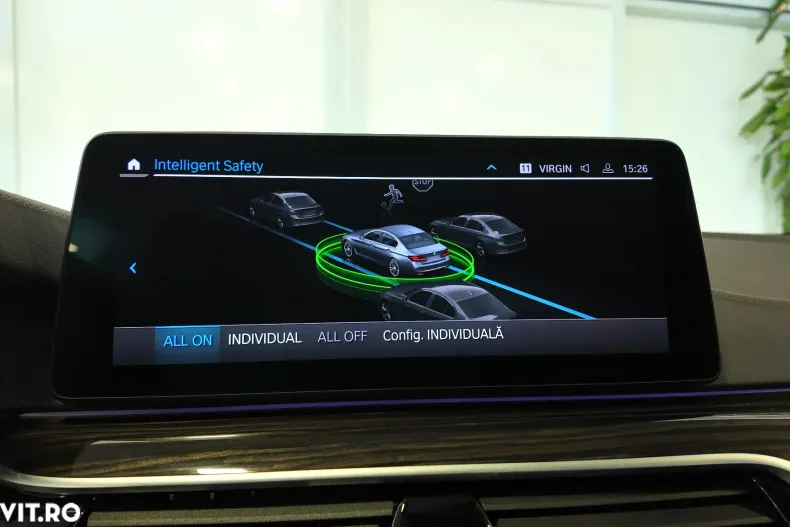 BMW Seria 5 din 2023 cu 15.600 km - oferta BMW136078 - foto 32