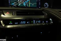 Lexus LC 500h din 2019 cu 56.200 km - oferta LEX136080 - foto 29