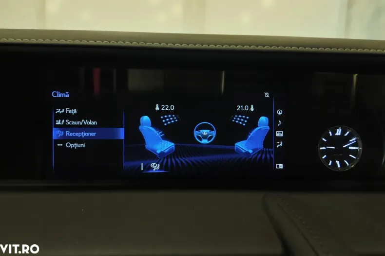 Lexus LC 500h din 2019 cu 56.200 km - oferta LEX136080 - foto 35