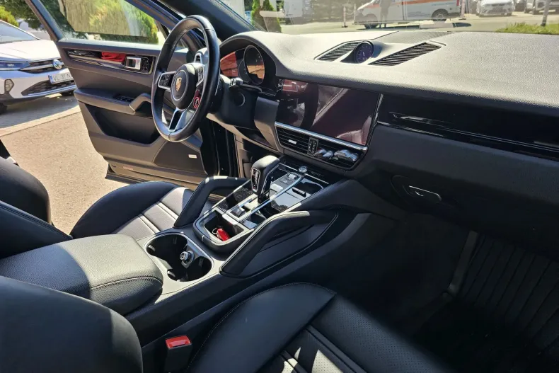 Porsche Cayenne din 2019 cu 53.125 km - oferta POR136085 - foto 10